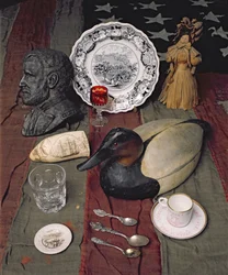 Sammlung von Objekten, darunter eine Gedenktasse und -untertasse der Unabhängigkeitserklärung, 1776